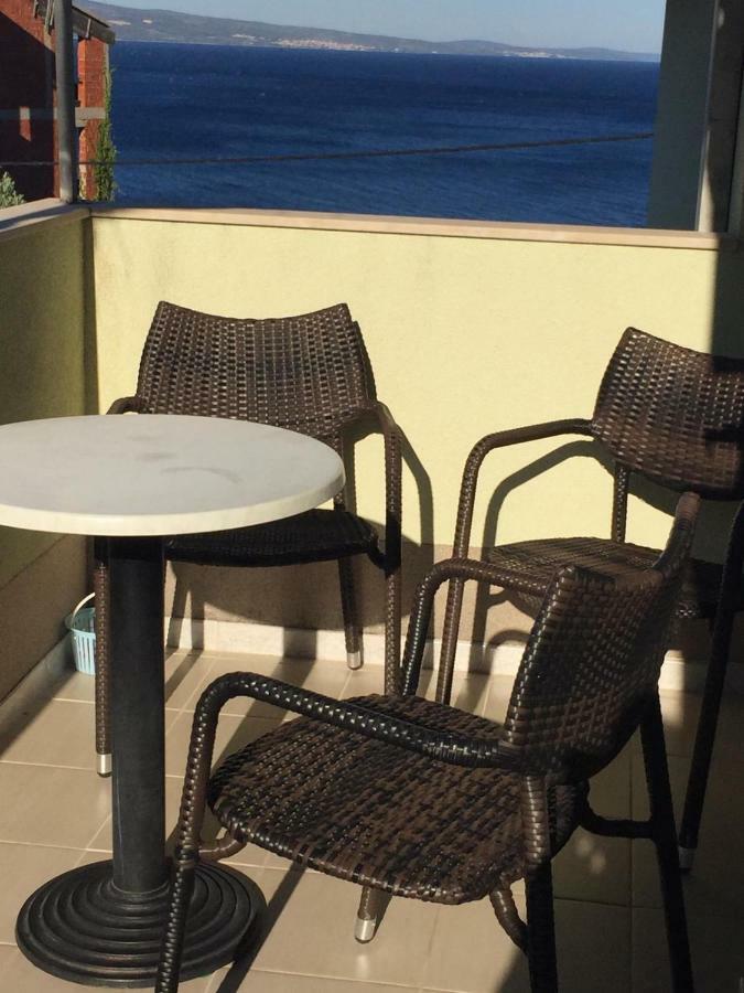 Apartmani Atila Damir Omiš Exterior foto